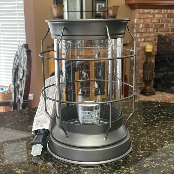 Better Homes & Gardens Modern Bronze Metal & Glass Edison Lantern - Picture 6 of 15